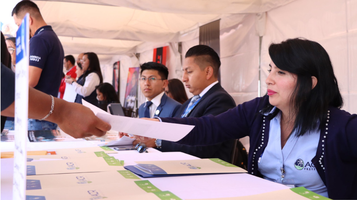 Inscríbete en la Feria de Empleo Consulta Empleos